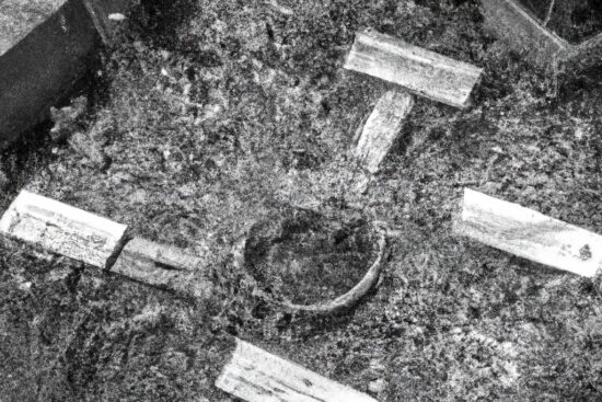 Huerto urbano inteligente en poco espacio: sensores, riego preciso y visión de plagas sin gastar de más